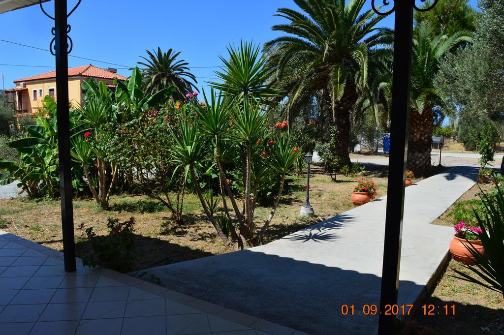 Garden View Apartments Anaxos Exterior photo
